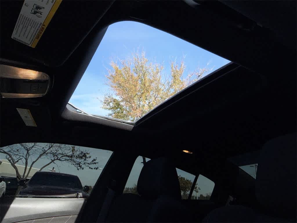 Thumbnail: 2020 Dodge Charger - 23