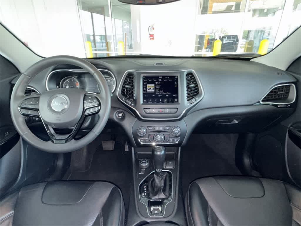 Thumbnail: 2023 Jeep Cherokee - 14