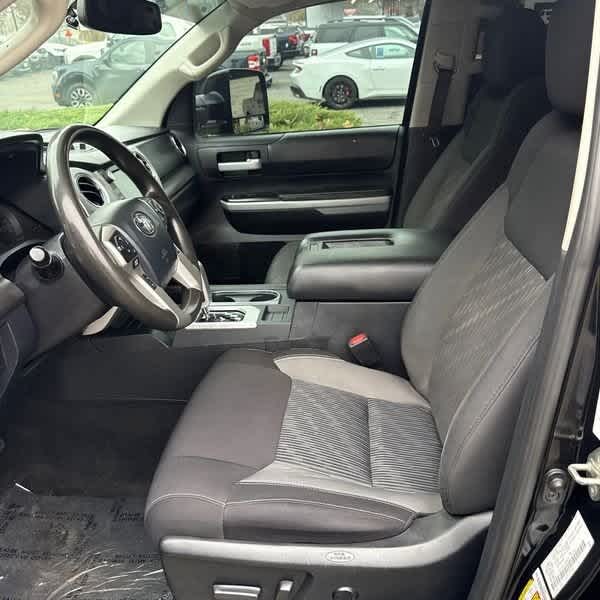 Thumbnail: 2020 Toyota Tundra - 10