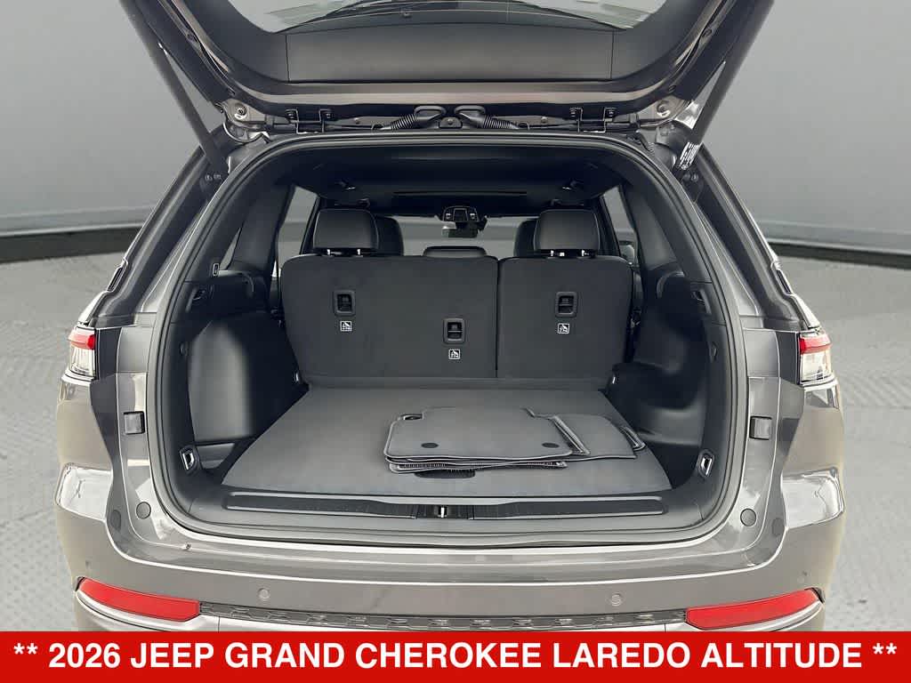 Thumbnail: 2026 Jeep Grand Cherokee - 22