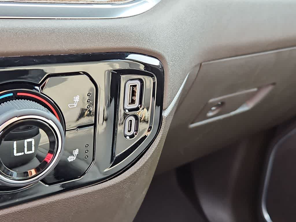 Thumbnail: 2025 Chevrolet Silverado 1500 - 30