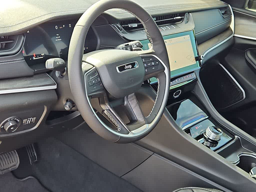 Thumbnail: 2026 Jeep Grand Cherokee - 10