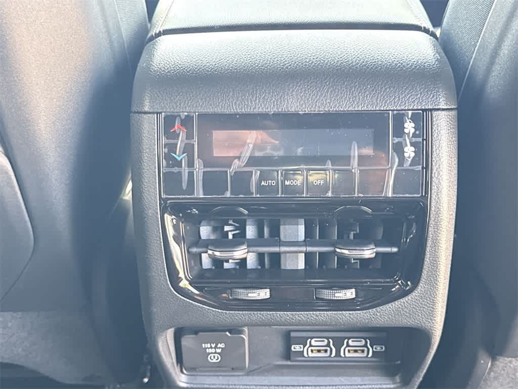 Thumbnail: 2025 Jeep Grand Cherokee L - 21