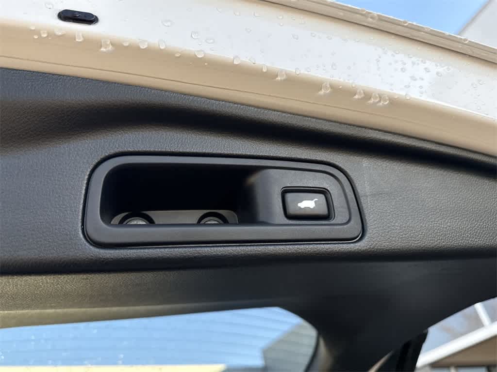 Thumbnail: 2022 Honda Pilot - 23