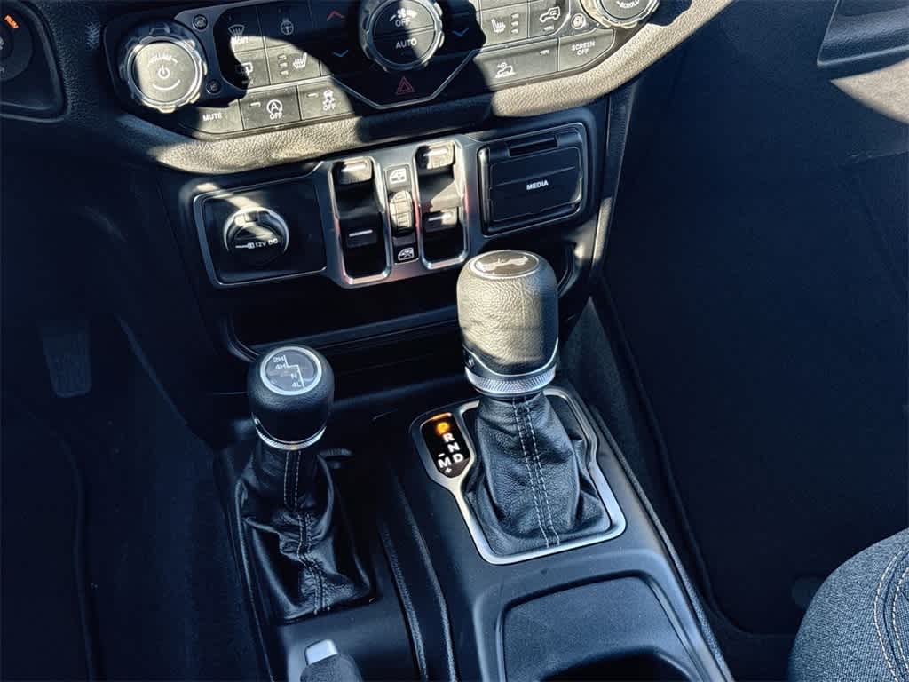 Thumbnail: 2026 Jeep Wrangler - 17