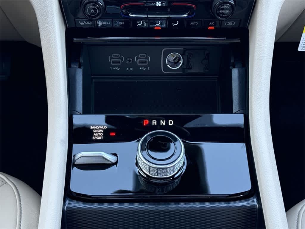 Thumbnail: 2025 Jeep Grand Cherokee - 16