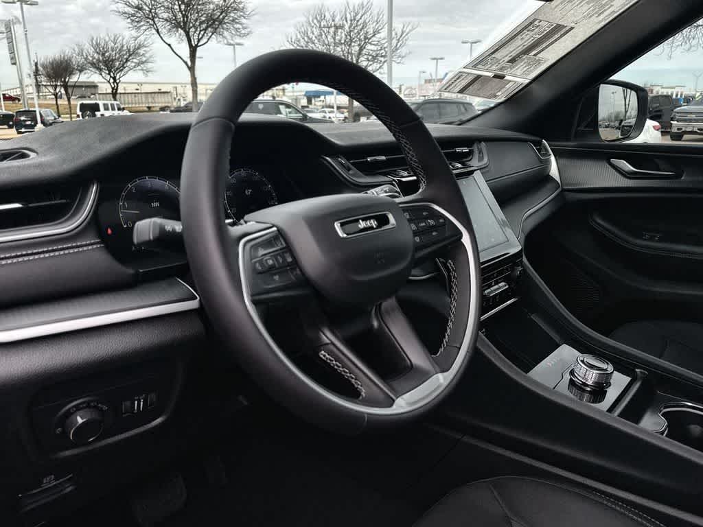 Thumbnail: 2026 Jeep Grand Cherokee - 2