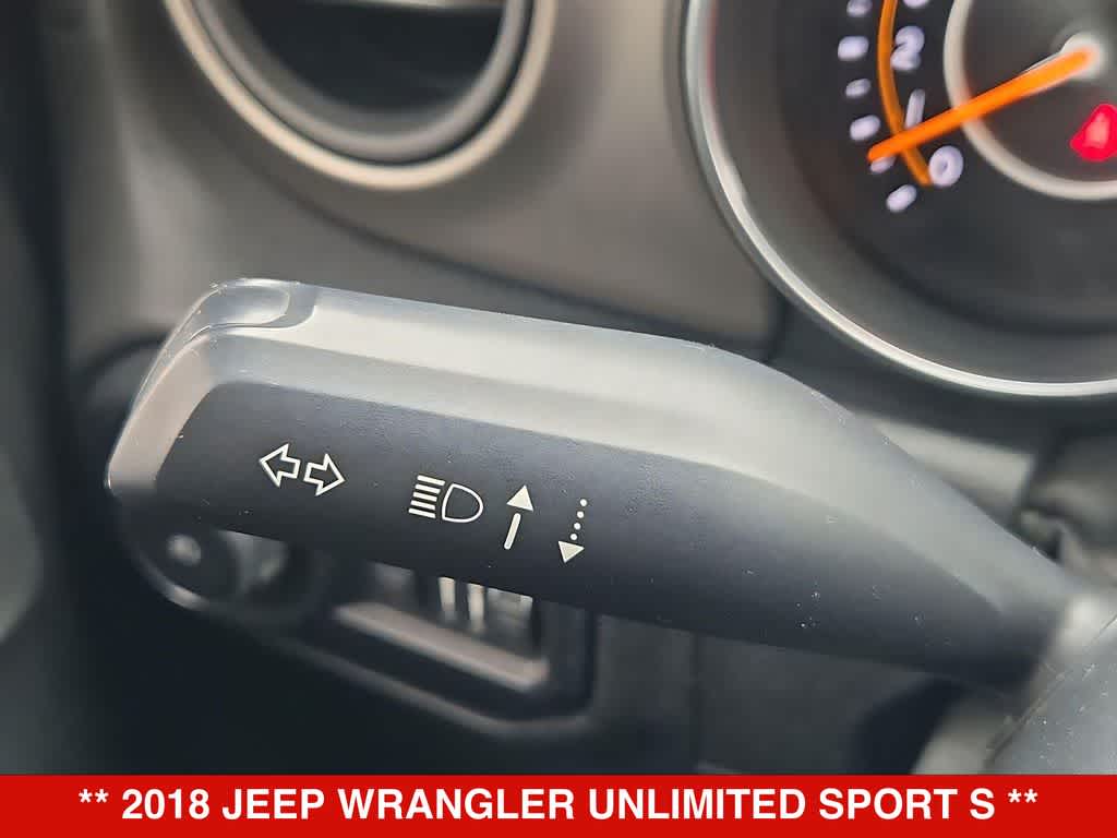Thumbnail: 2018 Jeep Wrangler - 27