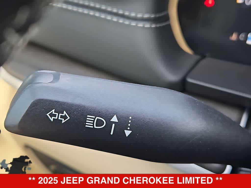 Thumbnail: 2025 Jeep Grand Cherokee - 29