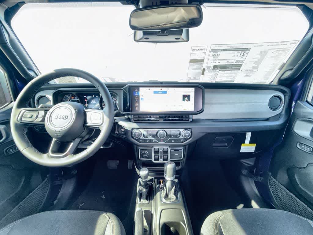 Thumbnail: 2026 Jeep Wrangler - 15