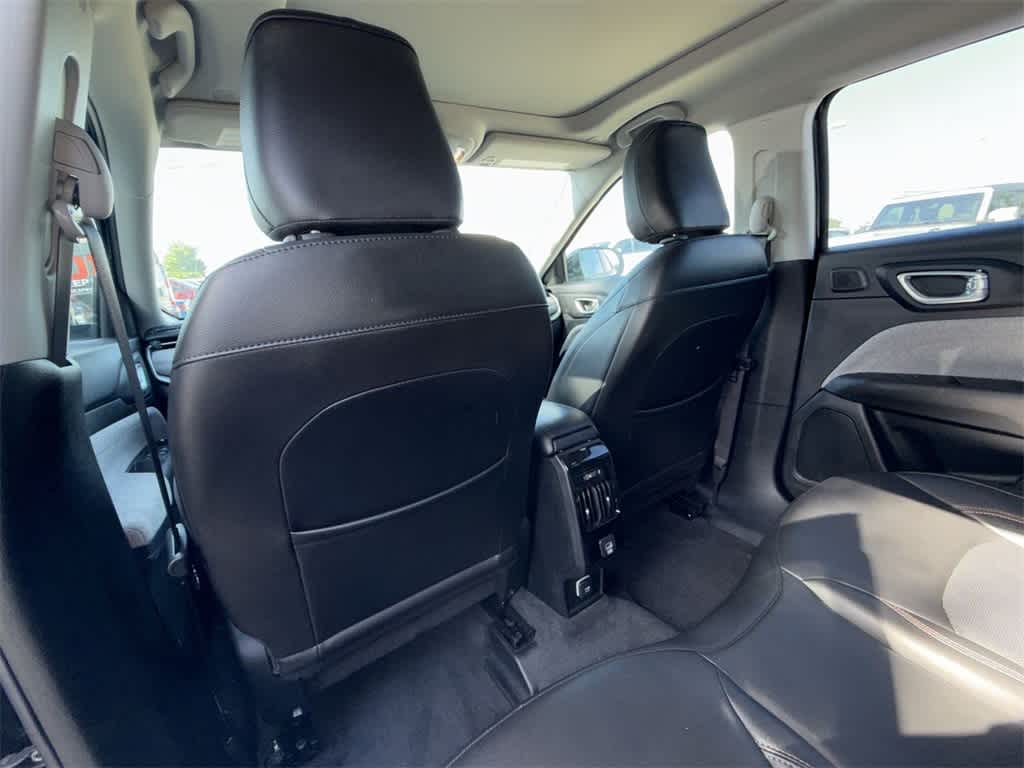 Thumbnail: 2022 Jeep Compass - 11