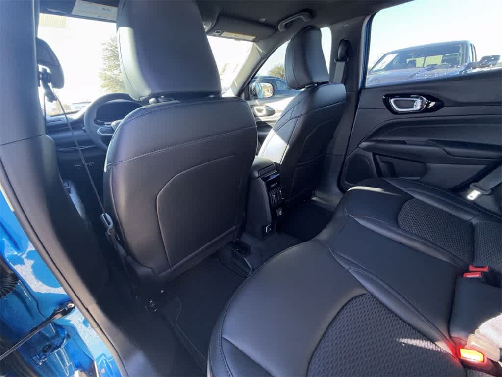 Thumbnail: 2026 Jeep Compass - 13