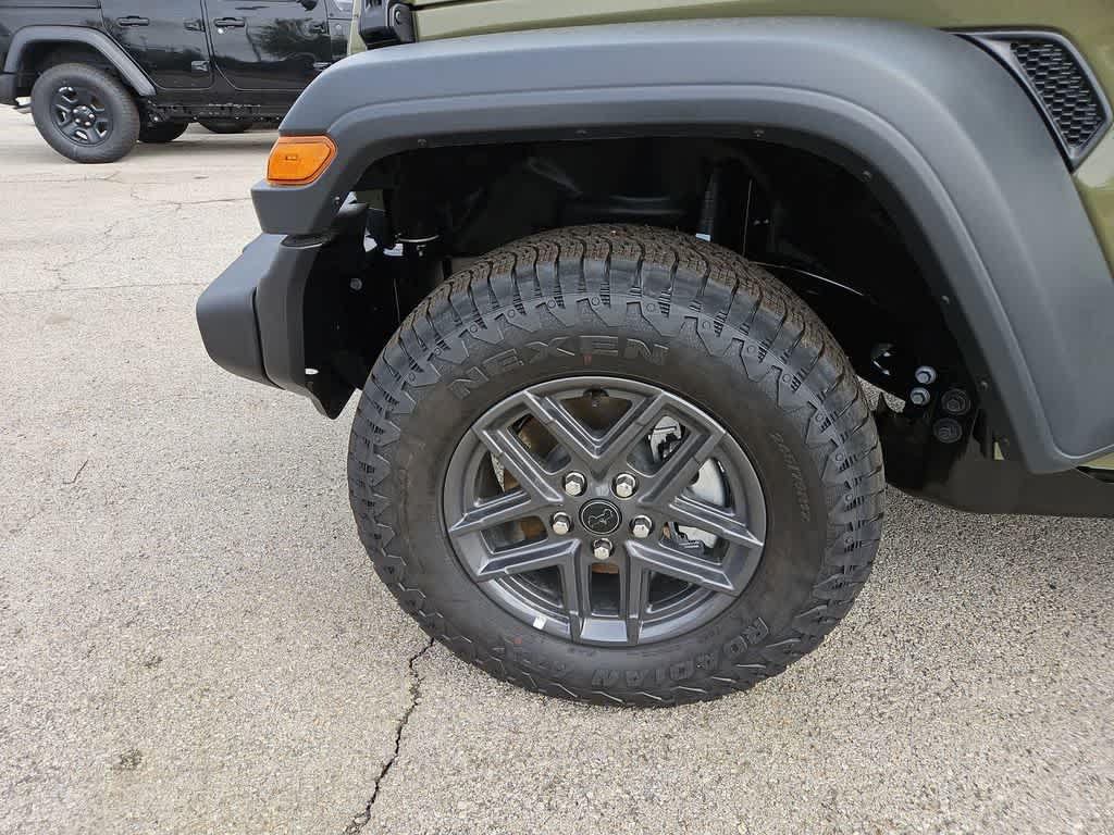 Thumbnail: 2026 Jeep Wrangler - 20