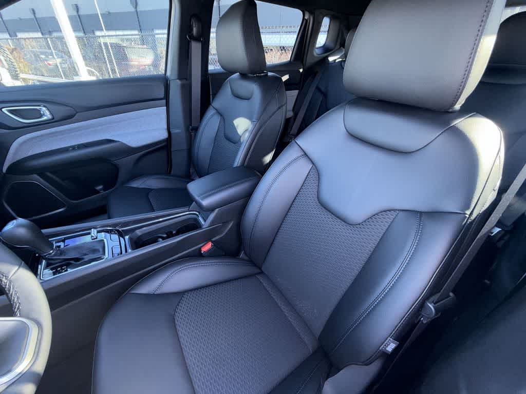 Thumbnail: 2026 Jeep Compass - 11