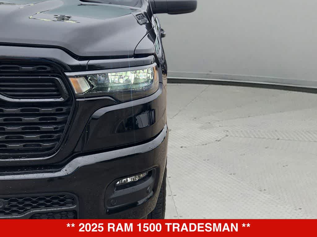 Thumbnail: 2025 RAM 1500 - 10