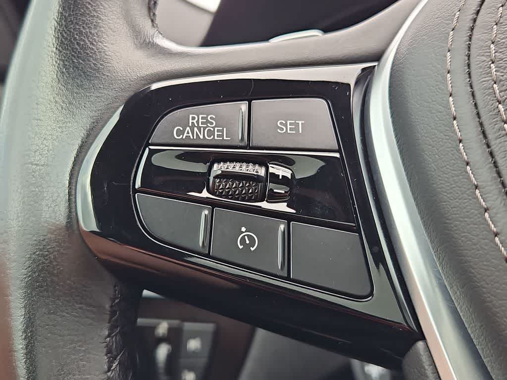 Thumbnail: 2020 BMW 5 Series - 26