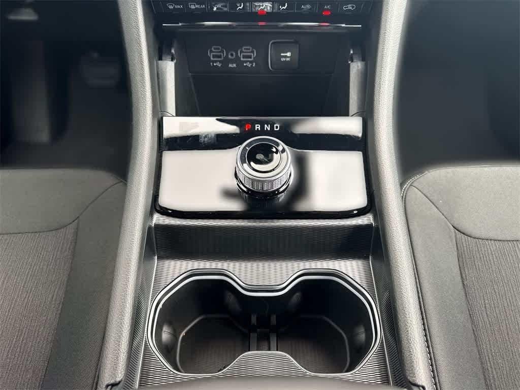 Thumbnail: 2025 Jeep Grand Cherokee - 16