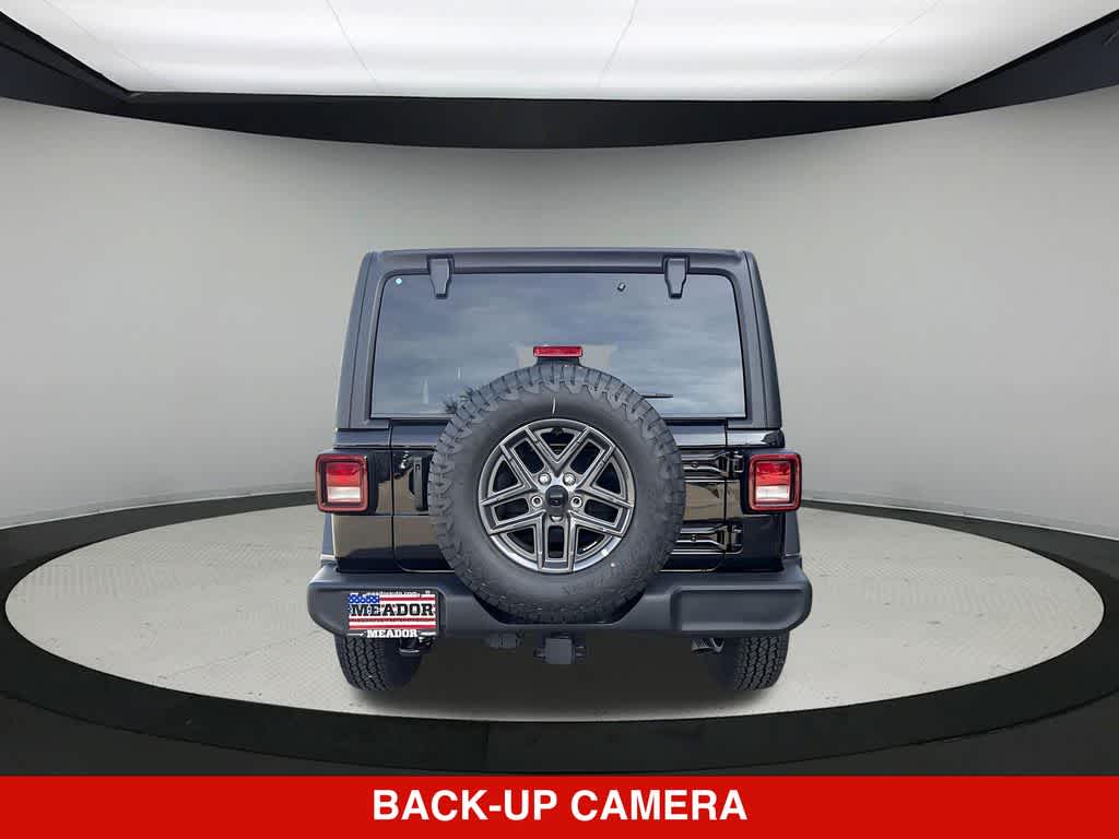 Thumbnail: 2026 Jeep Wrangler - 5