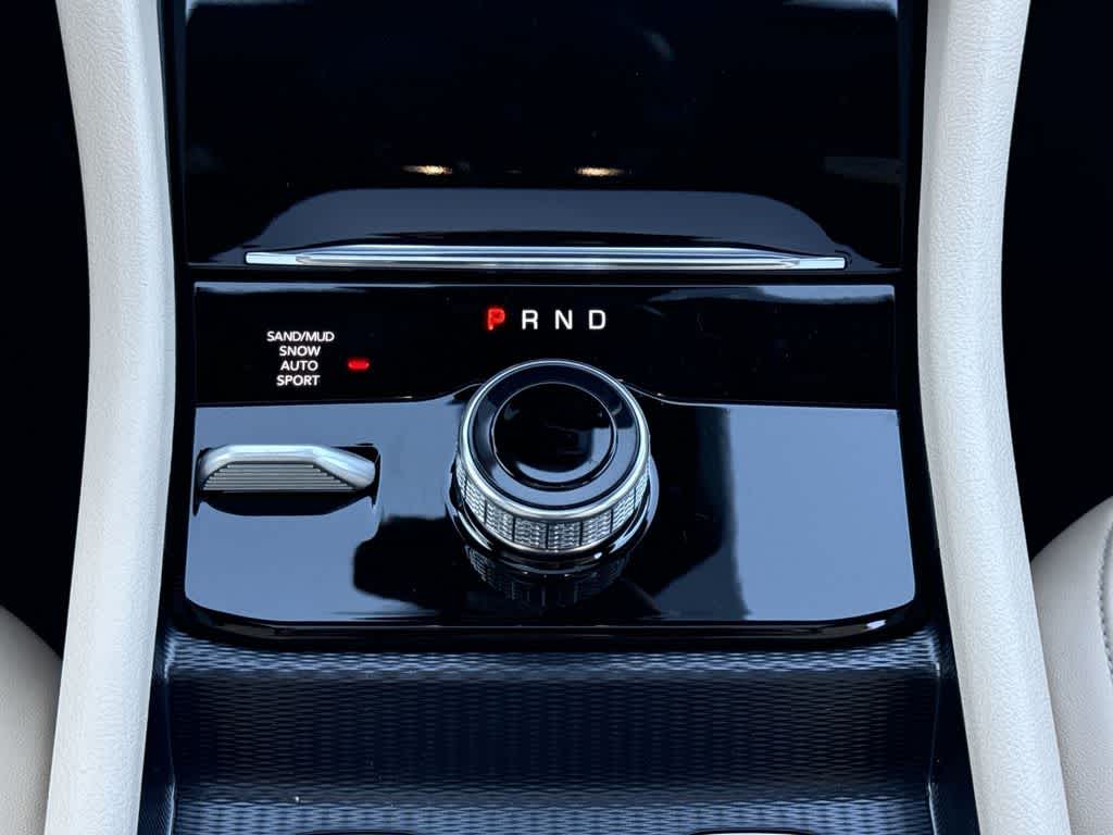 Thumbnail: 2025 Jeep Grand Cherokee - 16