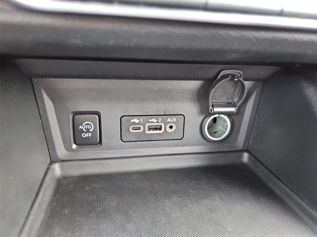 Thumbnail: 2024 Nissan Sentra - 35