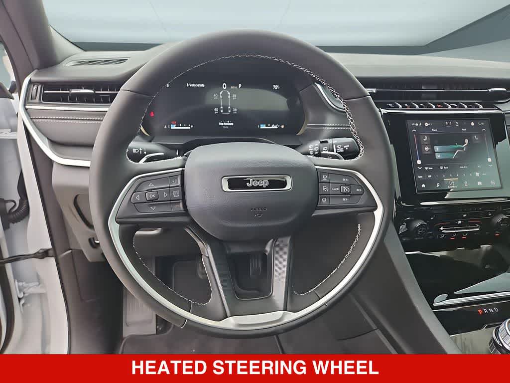 Thumbnail: 2026 Jeep Grand Cherokee L - 24