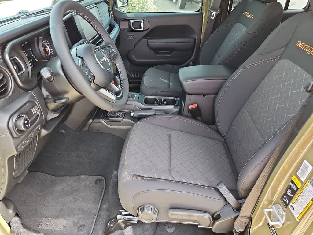 Thumbnail: 2026 Jeep Gladiator - 17