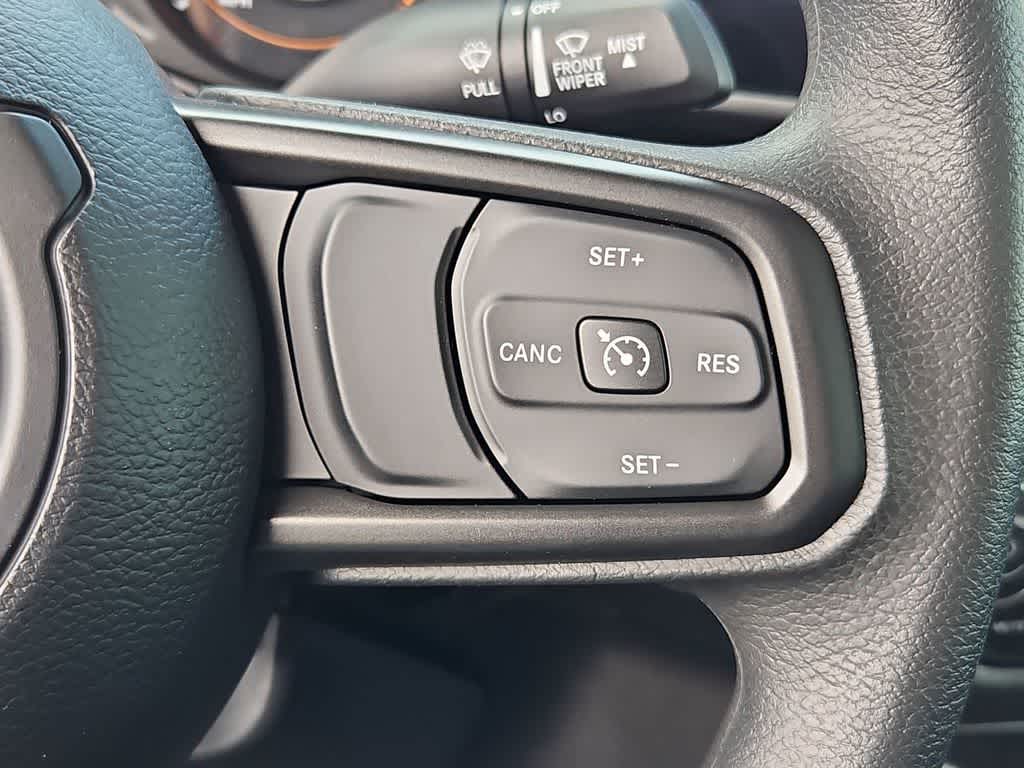 Thumbnail: 2026 Jeep Gladiator - 25