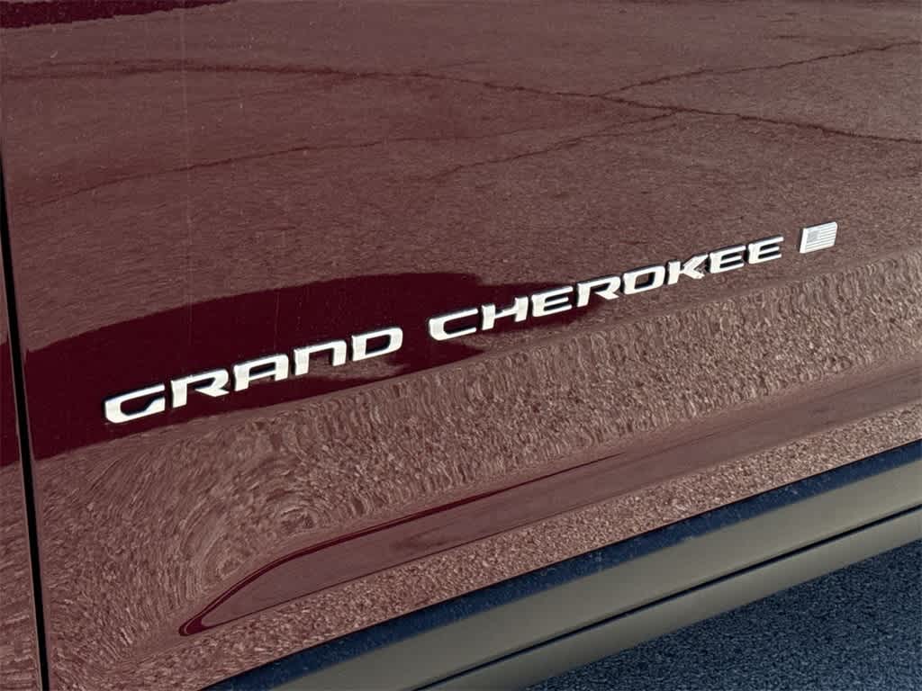 Thumbnail: 2025 Jeep Grand Cherokee - 8