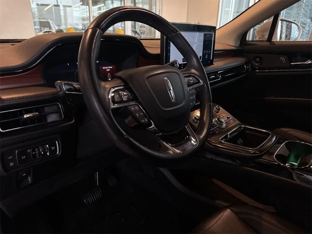 Used 2022 Lincoln Nautilus Reserve SUV