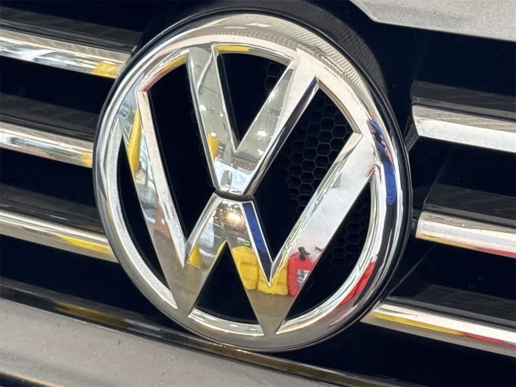Thumbnail: 2015 Volkswagen Passat - 7