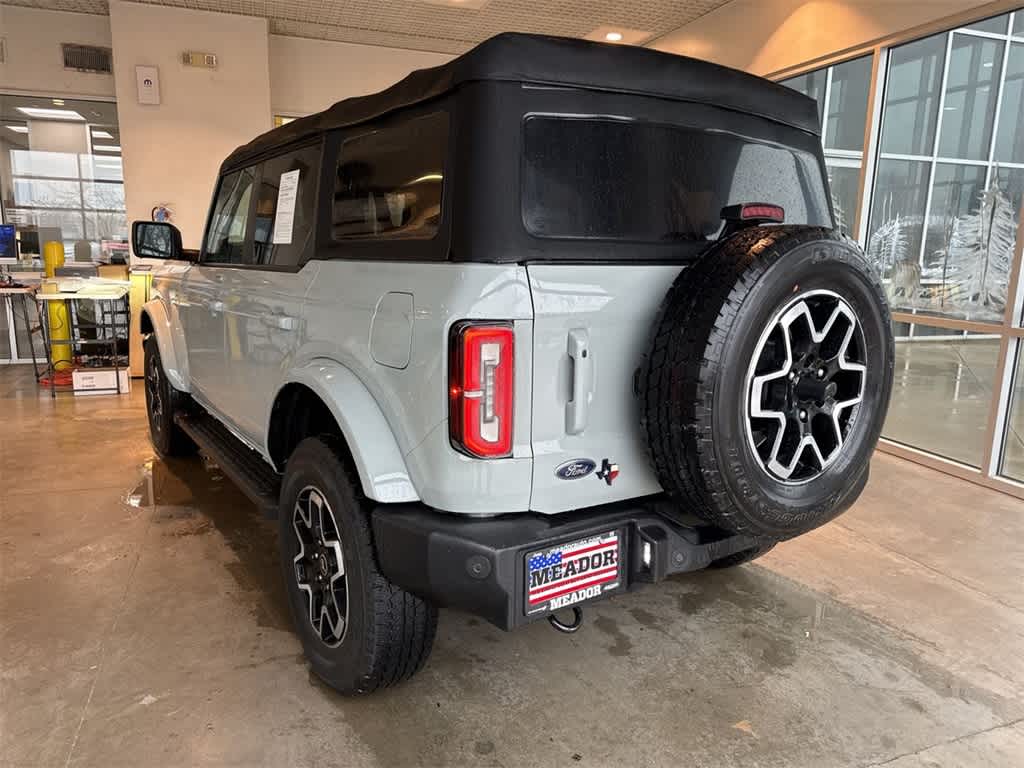 Thumbnail: 2022 Ford Bronco - 4