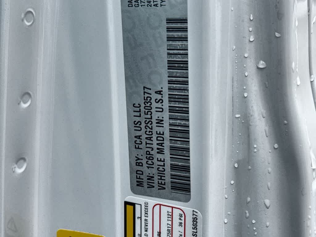 Thumbnail: 2025 Jeep Gladiator - 25