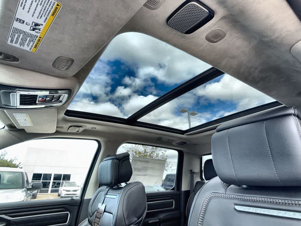 Thumbnail: 2026 RAM 1500 - 32