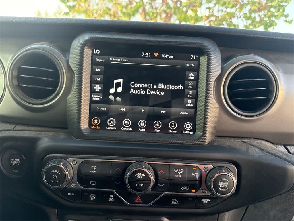 Thumbnail: 2023 Jeep Gladiator - 15