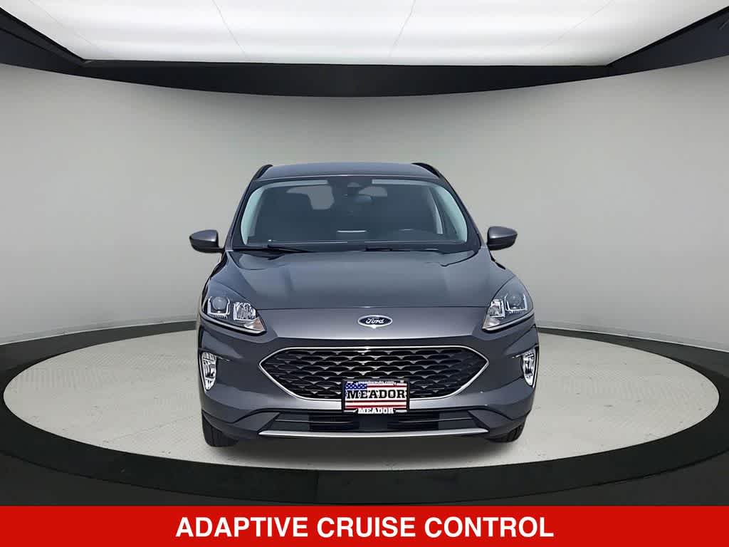 Thumbnail: 2021 Ford Escape - 3