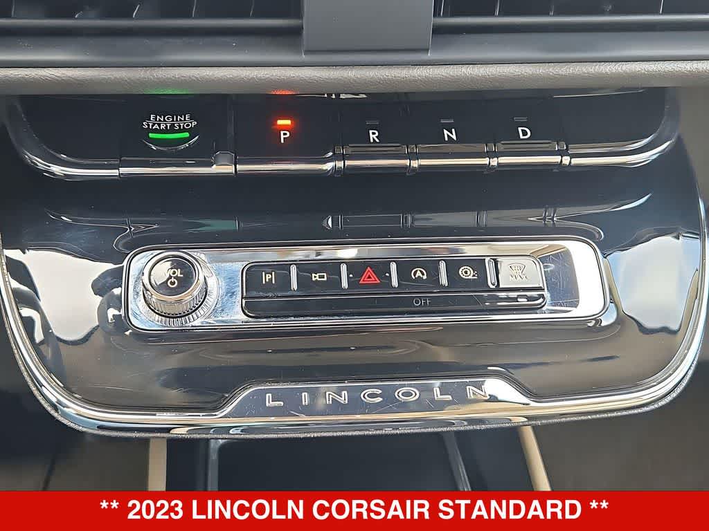 Thumbnail: 2023 Lincoln Corsair - 32
