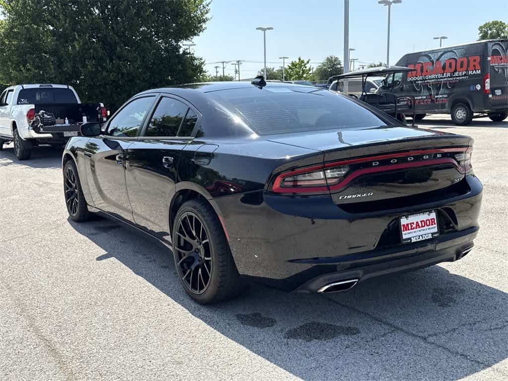 Thumbnail: 2016 Dodge Charger - 4