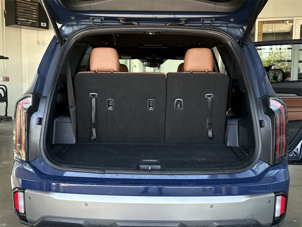 Thumbnail: 2023 Kia Telluride - 21