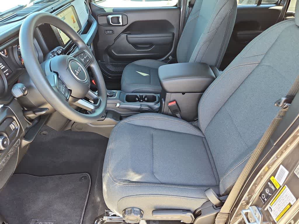 Thumbnail: 2026 Jeep Wrangler - 17