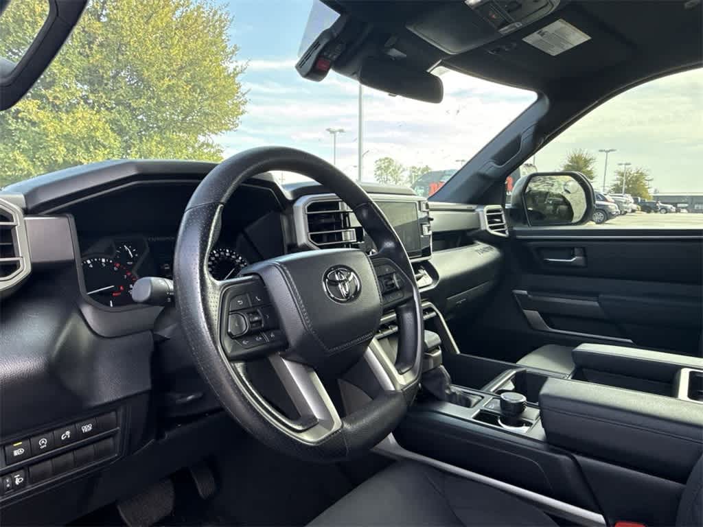 Thumbnail: 2025 Toyota Tundra - 2