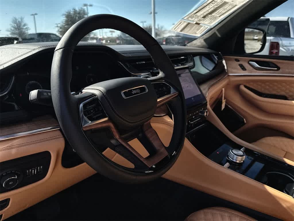 Thumbnail: 2025 Jeep Grand Cherokee - 2