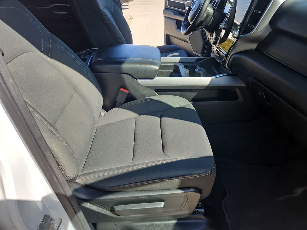 Thumbnail: 2025 RAM 1500 - 23