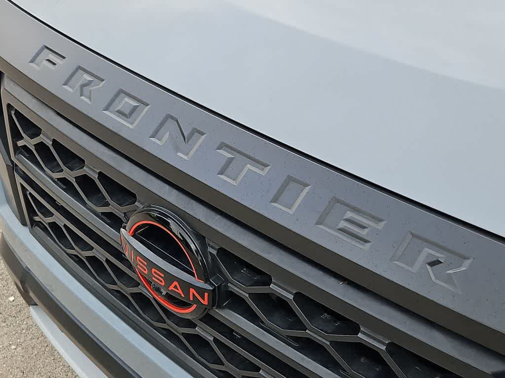 Thumbnail: 2023 Nissan Frontier - 13