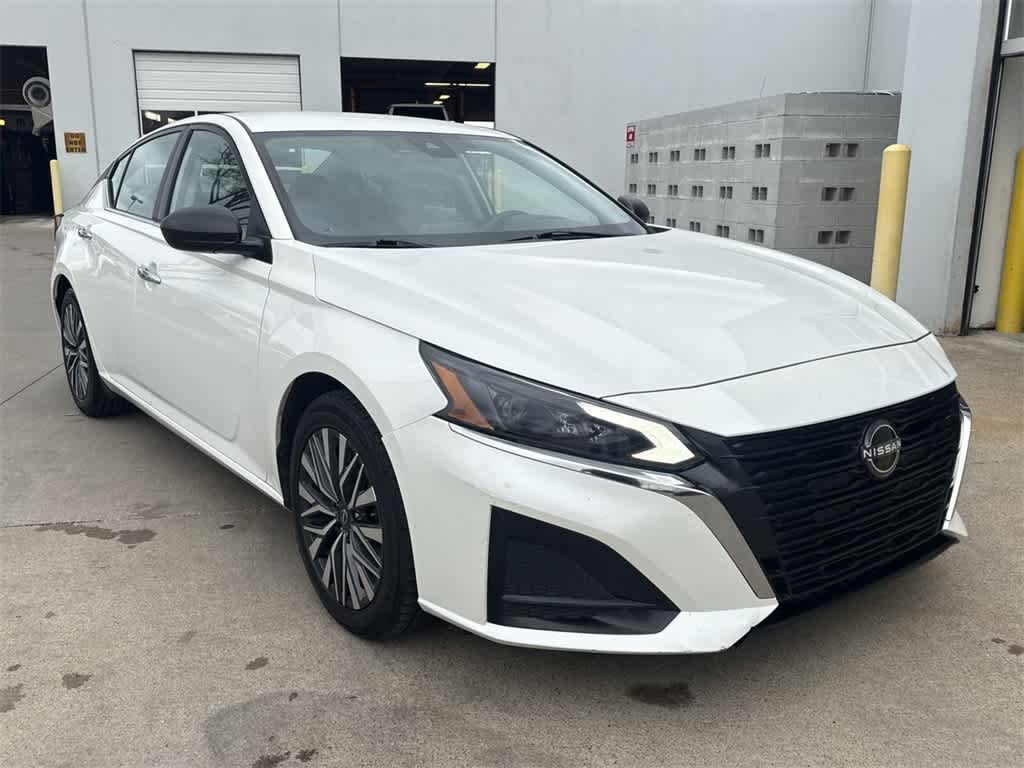 Thumbnail: 2024 Nissan Altima - 6