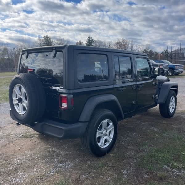 Thumbnail: 2021 Jeep Wrangler - 5