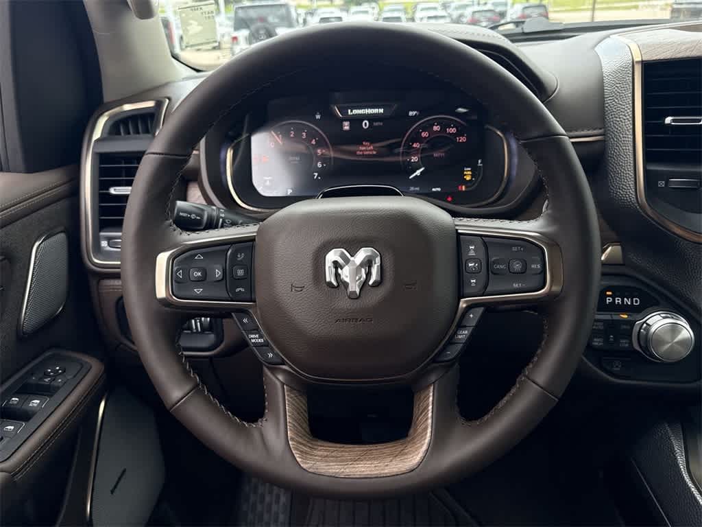 Thumbnail: 2026 RAM 1500 - 18