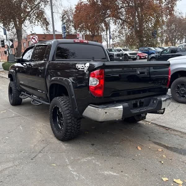 Thumbnail: 2020 Toyota Tundra - 6