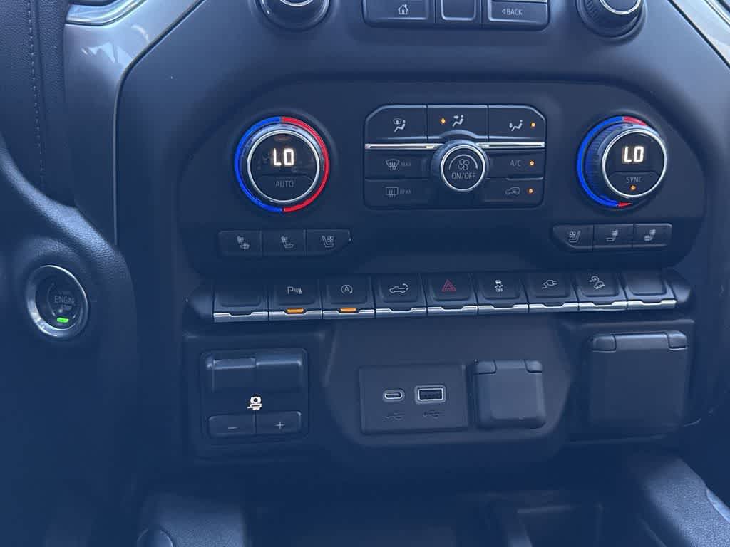 Thumbnail: 2020 Chevrolet Silverado 1500 - 18