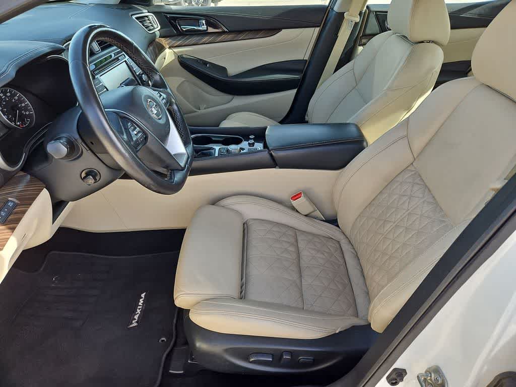 Thumbnail: 2016 Nissan Maxima - 16