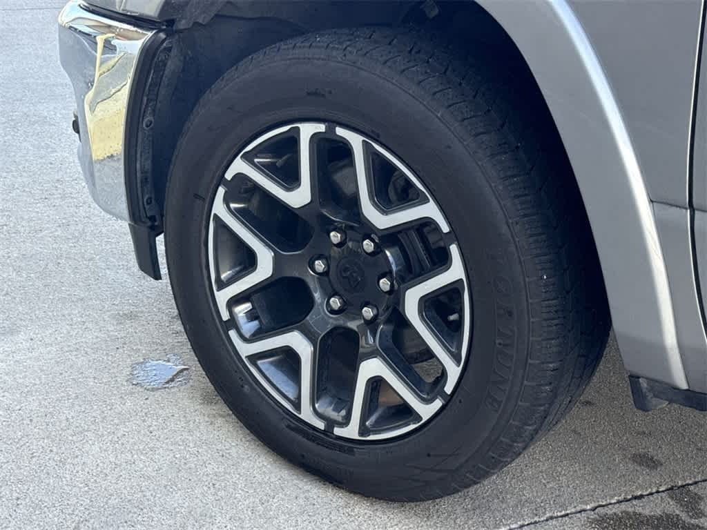 Thumbnail: 2025 RAM 1500 - 9